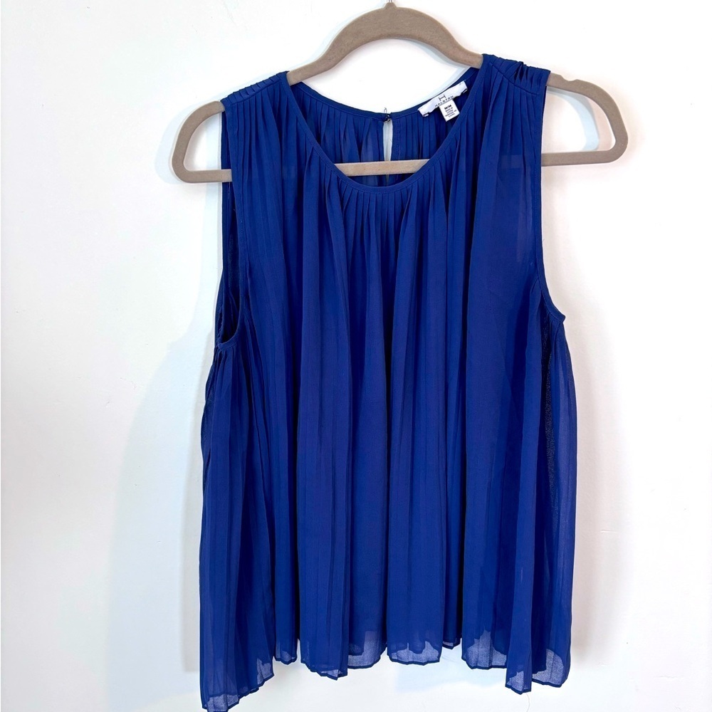 H by Halston Women’s Sleeveless Navy Pleated Sheer Crepe Blouse Size Medium